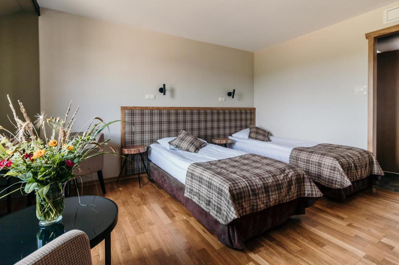 Hotel Osada Karbówko Wellness & SPA Elgiszewo  Bagian luar foto